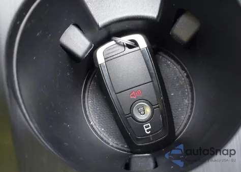 2020 Ford Escape Se from USA, damaged, VIN 1FMCU0G6XLUB29366